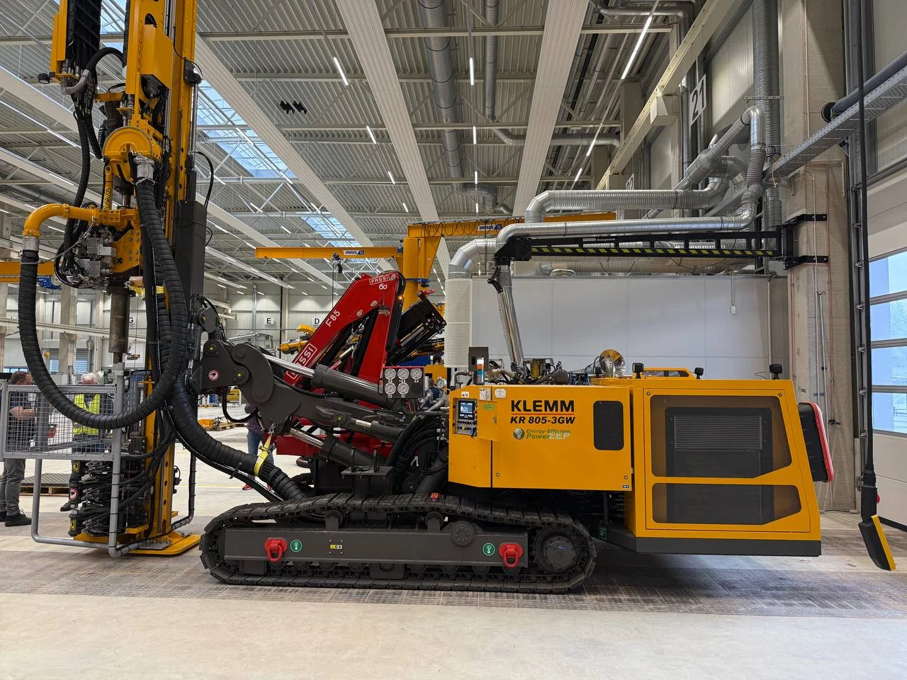 KLEMM KR 805-3GW borerig brugt af GeoGreen til vertikal jordvarme